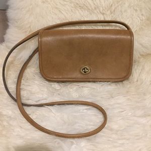 Vintage Coach NYC Dinky Crossbody Bag Putty Tan